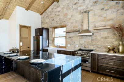 37219 Quarter Valley Road Photo